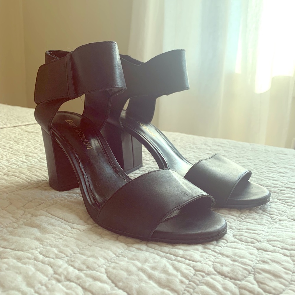 Enzo Angiolini Velcro sandals